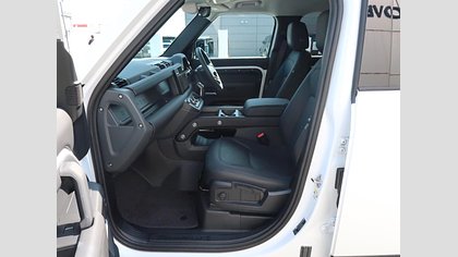 Defender 110 8