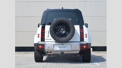 Defender 110 81