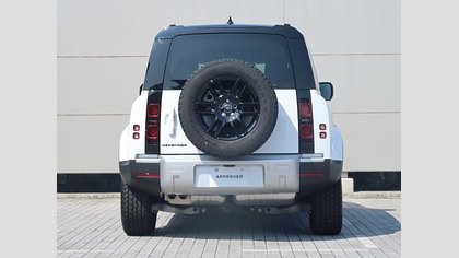 Defender 110 6