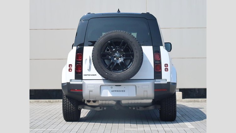2025 認定中古車 Land Rover Defender 110 フジホワイト D350 ディーゼルマイルドハイブリッド S