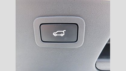E-Pace 49