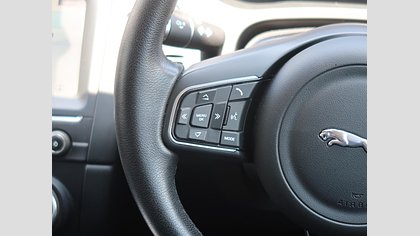 E-Pace 46