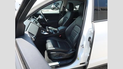 E-Pace 71