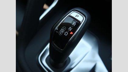 E-Pace 32