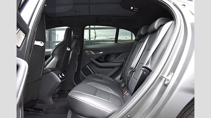 I-Pace 9