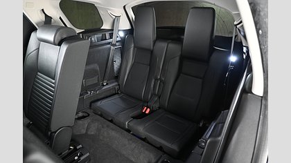 Discovery Sport 9