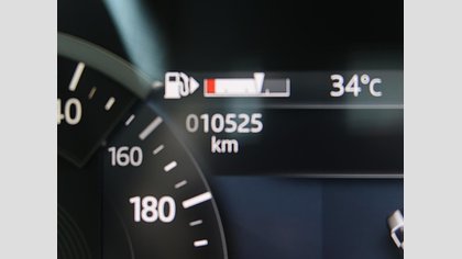F-Pace 36