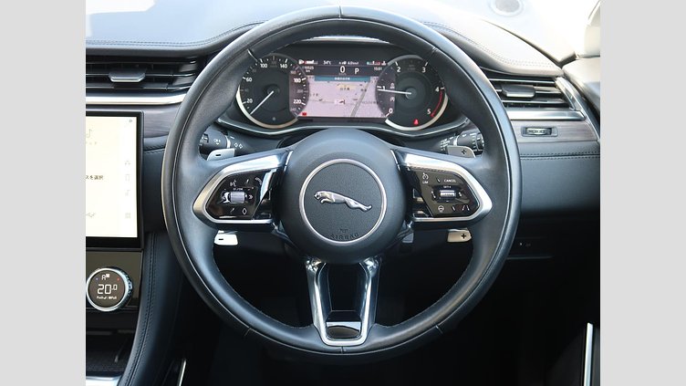 2022 認定中古車 Jaguar F-Pace ハクバシルバー D204 AWD（オートマチック）MHEV S