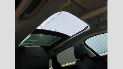 F-Pace 45