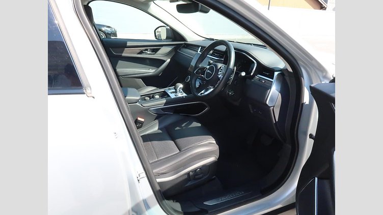 2022 認定中古車 Jaguar F-Pace ハクバシルバー D204 AWD（オートマチック）MHEV S