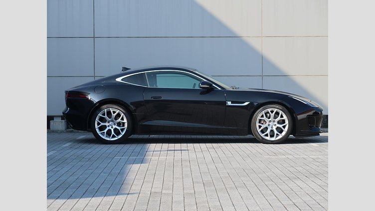 2018 認定中古車 Jaguar F-Type Santorini Black ガソリン Ｒ－ダイナミック クーペ
