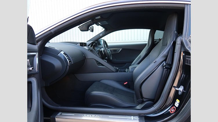 2018 認定中古車 Jaguar F-Type Santorini Black ガソリン Ｒ－ダイナミック クーペ