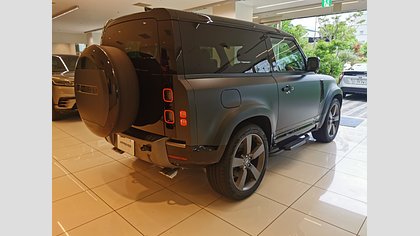Defender 90 13
