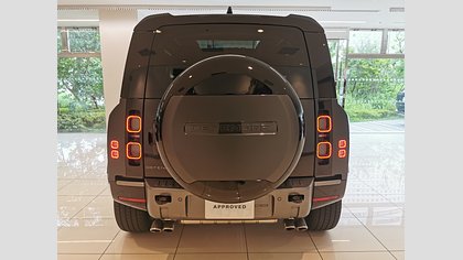 Defender 90 6