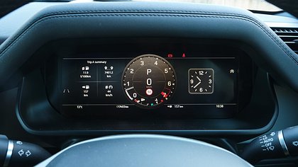 Defender 110 7