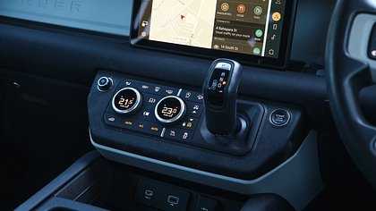 Defender 110 6