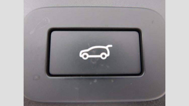 2022 認定中古車 Jaguar F-Pace ブルーファイアブルー P250 AWD（オートマチック） R-DYNAMIC BLACK