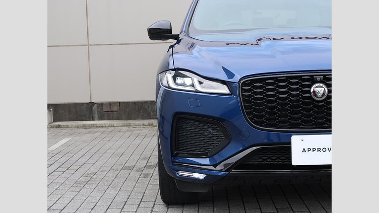 2022 認定中古車 Jaguar F-Pace ブルーファイアブルー P250 AWD（オートマチック） R-DYNAMIC BLACK