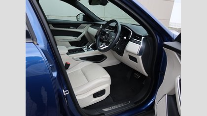 F-Pace 57