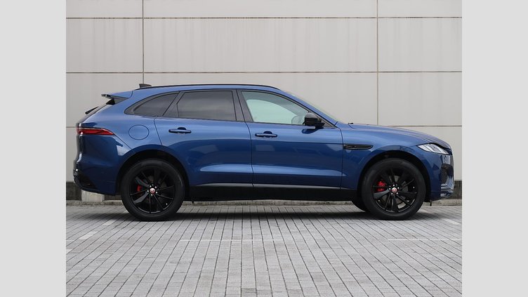 2022 認定中古車 Jaguar F-Pace ブルーファイアブルー P250 AWD（オートマチック） R-DYNAMIC BLACK