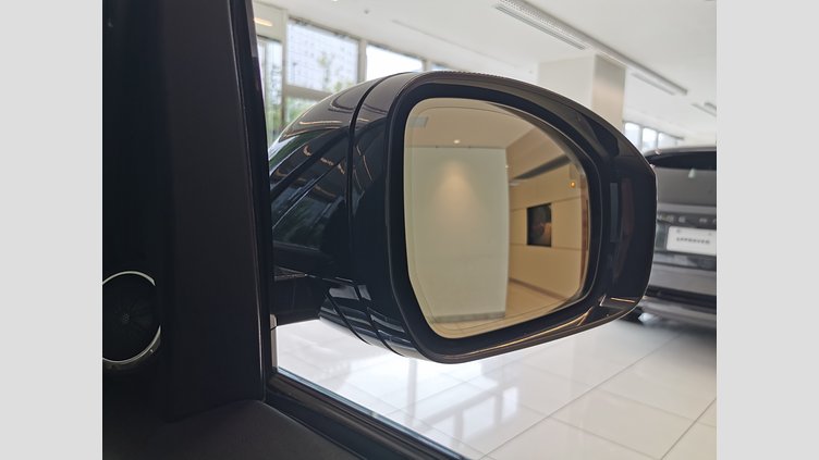2019 認定中古車 Land Rover Range Rover カルパチアングレイ 3.0リッターTDV6ディーゼル（258 PS） スタンダードホイールベース VOGUE