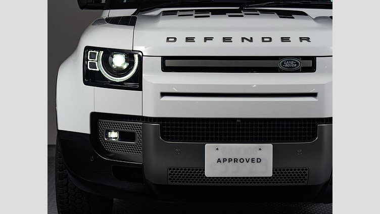 2025 認定中古車 Land Rover Defender 90 フジホワイト D350 ディーゼルマイルドハイブリッド X-Dynamic HSE