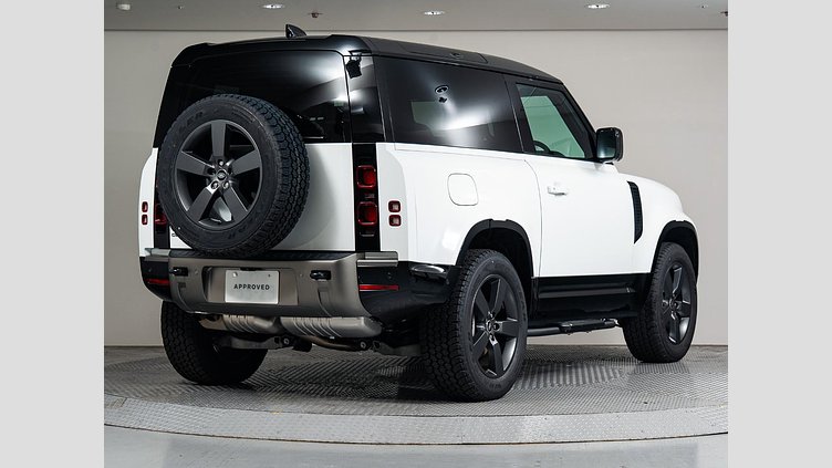 2025 認定中古車 Land Rover Defender 90 フジホワイト D350 ディーゼルマイルドハイブリッド X-Dynamic HSE