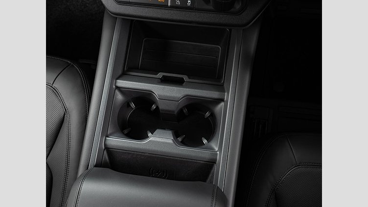 2025 認定中古車 Land Rover Defender 90 フジホワイト D350 ディーゼルマイルドハイブリッド X-Dynamic HSE