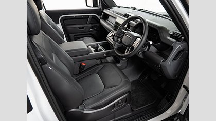 Defender 90 58
