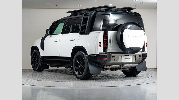 2025 認定中古車 Land Rover Defender 110 フジホワイト D350 ディーゼルマイルドハイブリッド X-Dynamic SE