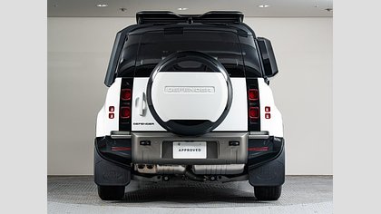 Defender 110 6