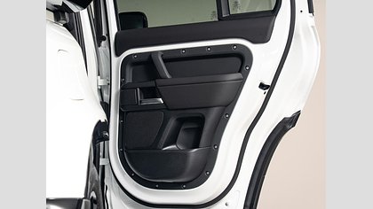 Defender 110 47