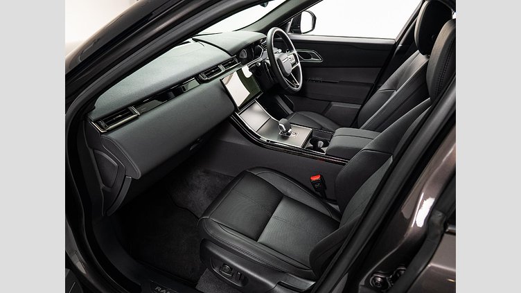 2024 認定中古車 Land Rover Range Rover Velar シャラントグレイ D200マイルドハイブリッド（ディーゼル） スタンダードホイールベース Dynamic SE
