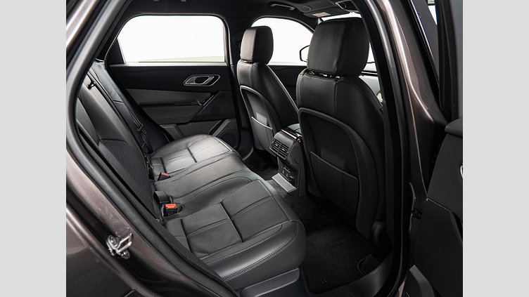 2024 認定中古車 Land Rover Range Rover Velar シャラントグレイ D200マイルドハイブリッド（ディーゼル） スタンダードホイールベース Dynamic SE