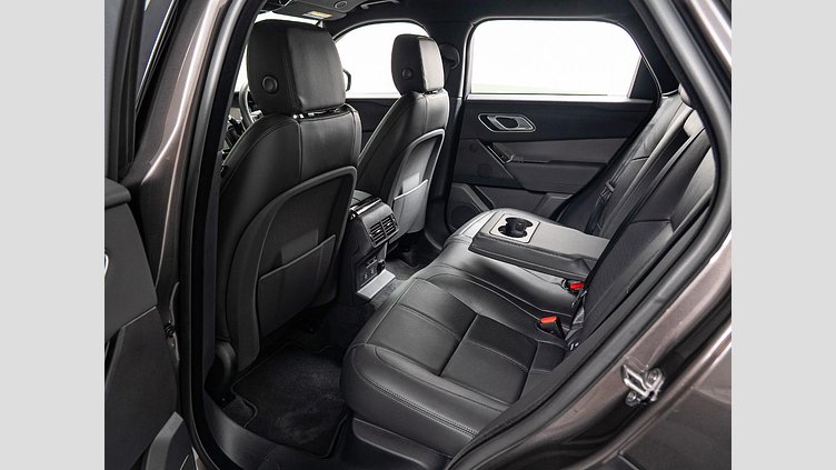 2024 認定中古車 Land Rover Range Rover Velar シャラントグレイ D200マイルドハイブリッド（ディーゼル） スタンダードホイールベース Dynamic SE