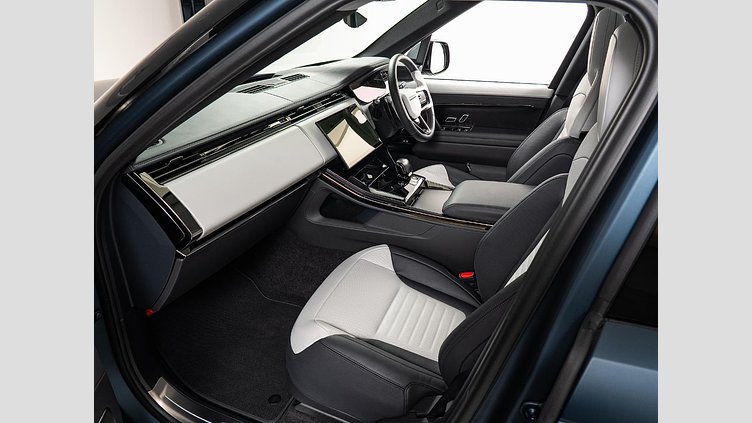 2024 認定中古車 Land Rover Range Rover Sport ブルーネブラ - サテンフィニッシュ P635マイルドハイブリッド スタンダードホイールベース SV Edition Two