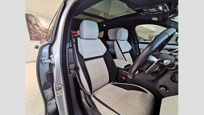 Range Rover Velar 17