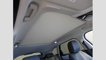 Range Rover Velar 8