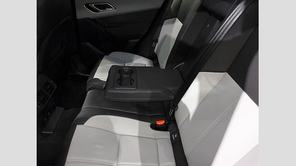 Range Rover Velar 26