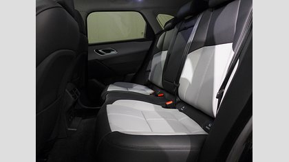 Range Rover Velar 25