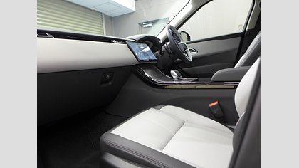 Range Rover Velar 18