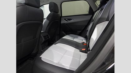 Range Rover Velar 24