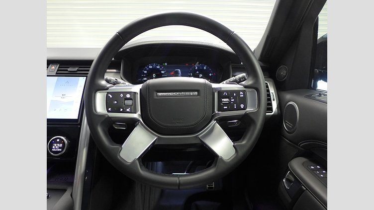 2024 認定中古車 Land Rover Discovery ランタオブロンズ D350マイルドハイブリッド（ディーゼル） Metropolitan Edition