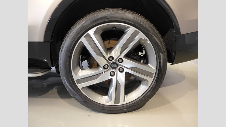 2024 認定中古車 Land Rover Discovery ランタオブロンズ D350マイルドハイブリッド（ディーゼル） Metropolitan Edition