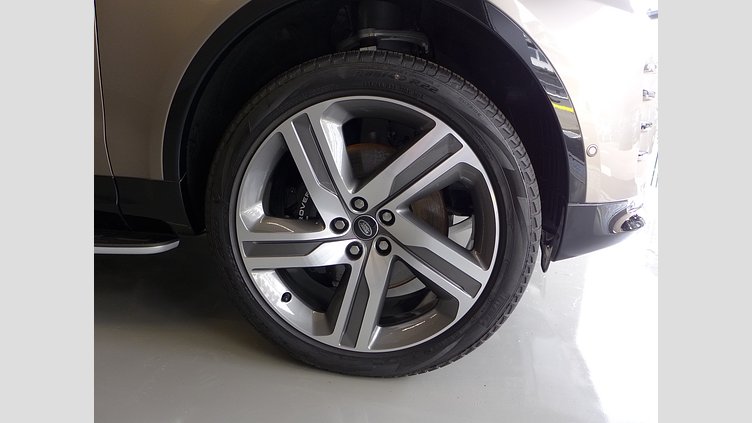 2024 認定中古車 Land Rover Discovery ランタオブロンズ D350マイルドハイブリッド（ディーゼル） Metropolitan Edition
