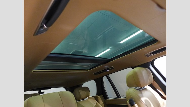 2024 認定中古車 Land Rover Range Rover ブリティッシュレーシンググリーン P550 AWD PHEV（AT） スタンダードホイールベース Autobiography