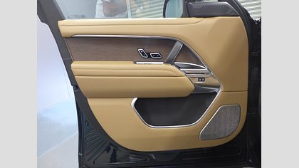 Range Rover 26