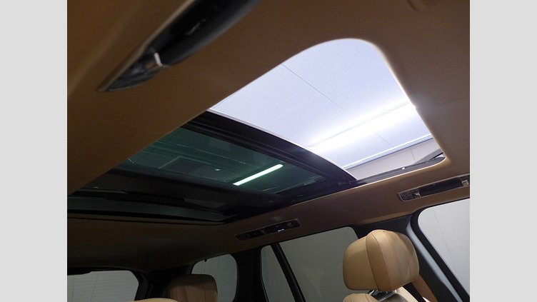 2024 認定中古車 Land Rover Range Rover ブリティッシュレーシンググリーン P550 AWD PHEV（AT） スタンダードホイールベース Autobiography