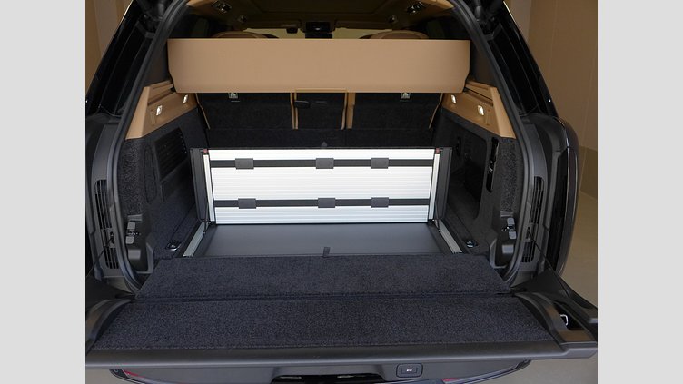 2024 認定中古車 Land Rover Range Rover ブリティッシュレーシンググリーン P550 AWD PHEV（AT） スタンダードホイールベース Autobiography