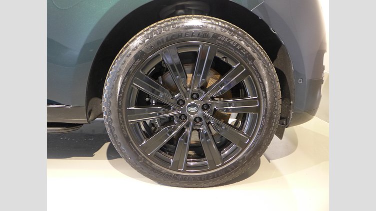 2024 認定中古車 Land Rover Range Rover ブリティッシュレーシンググリーン P550 AWD PHEV（AT） スタンダードホイールベース Autobiography